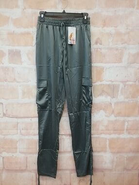 NWT PrettyGarden Women's Gray Cargo Jogger Pants Size S